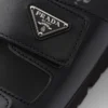 Δερμάτινα σανδάλια με λουράκια Δερμάτινα σανδάλια με λουράκια