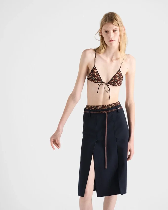 Σουτιέν από ζορζέτα με floral print Σουτιέν από ζορζέτα με floral print