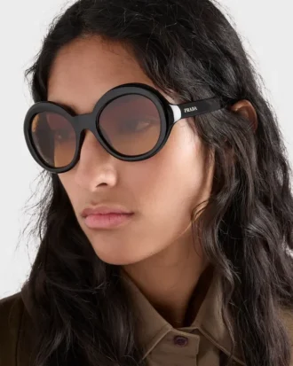 Συλλογή γυαλιών Prada