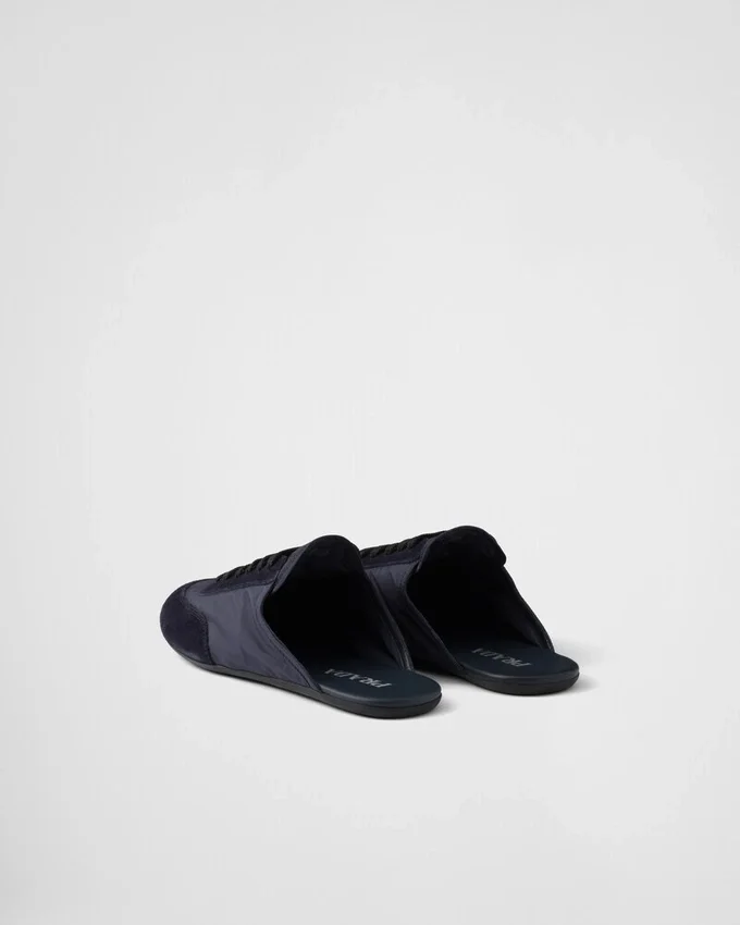 Σύμπτυξη Μούλες από Re-Nylon και σουέτ Σύμπτυξη Μούλες από Re-Nylon και σουέτ
