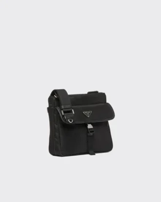 Τσάντα ώμου από Re-Nylon και δέρμα Saffiano Τσάντα ώμου από Re-Nylon και δέρμα Saffiano