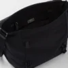 Τσάντα ώμου από Re-Nylon και δέρμα Saffiano Τσάντα ώμου από Re-Nylon και δέρμα Saffiano