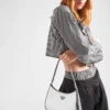 Τσάντα ώμου Prada Cleo από βουρτσισμένο δέρμα