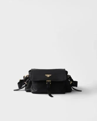 Τσάντα ώμου Prada Explore Medium από δέρμα Nappa με πτερύγιο