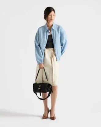 Τσάντα ώμου Prada Explore Medium από δέρμα Nappa με πτερύγιο