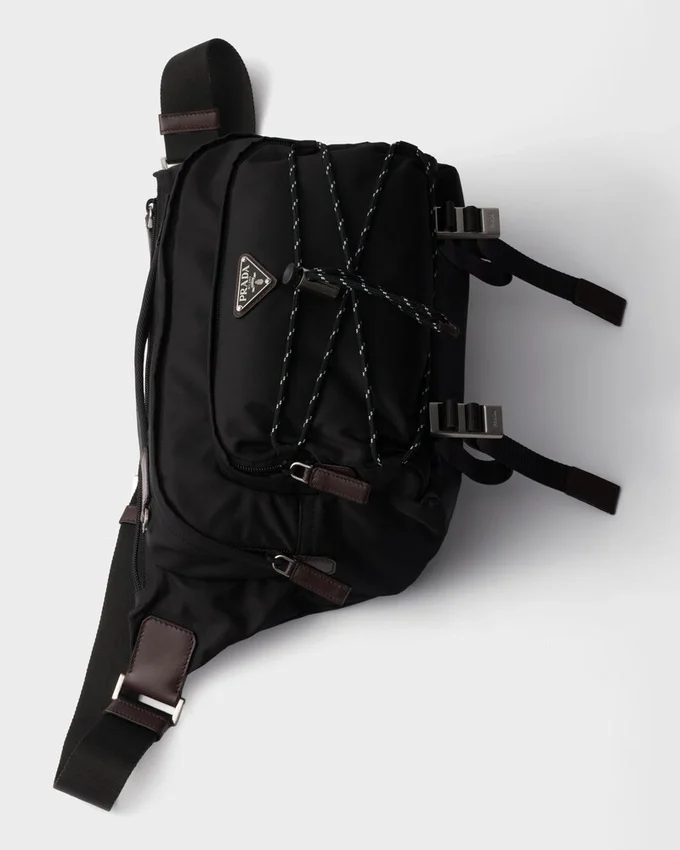 Τσάντα ώμου Prada Speedrock από Re-Nylon και δέρμα Τσάντα ώμου Prada Speedrock από Re-Nylon και δέρμα