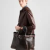 Τσάντα Prada από δέρμα Nappa με αγκράφα και ζώνη