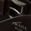 Τσάντα Prada από δέρμα Nappa με αγκράφα και ζώνη