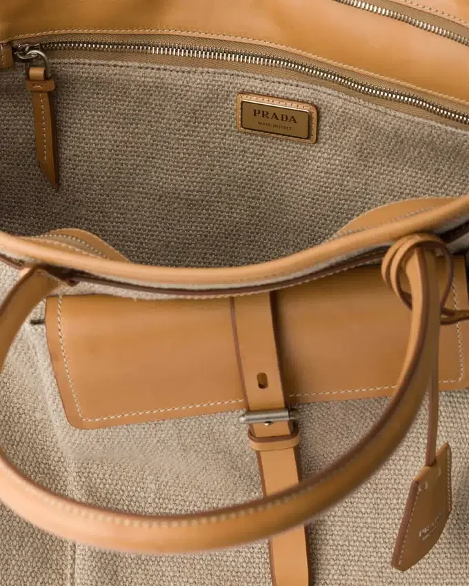 Τσάντα Prada Bonnie από λινό και δέρμα Τσάντα Prada Bonnie από λινό και δέρμα
