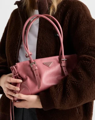 Τσάντα Prada Bonnie Medium από δέρμα με παλαιωμένη όψη