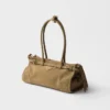 Τσάντα Prada Bonnie Medium από δέρμα Nubuck Τσάντα Prada Bonnie Medium από δέρμα Nubuck