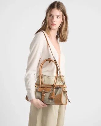 Τσάντα Prada Bonnie Medium από λινό και δέρμα