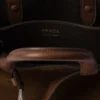 Τσάντα Prada Buckle Medium από σουέτ με ζώνη