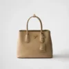 Τσάντα Prada Double Medium από δέρμα Saffiano Τσάντα Prada Double Medium από δέρμα Saffiano