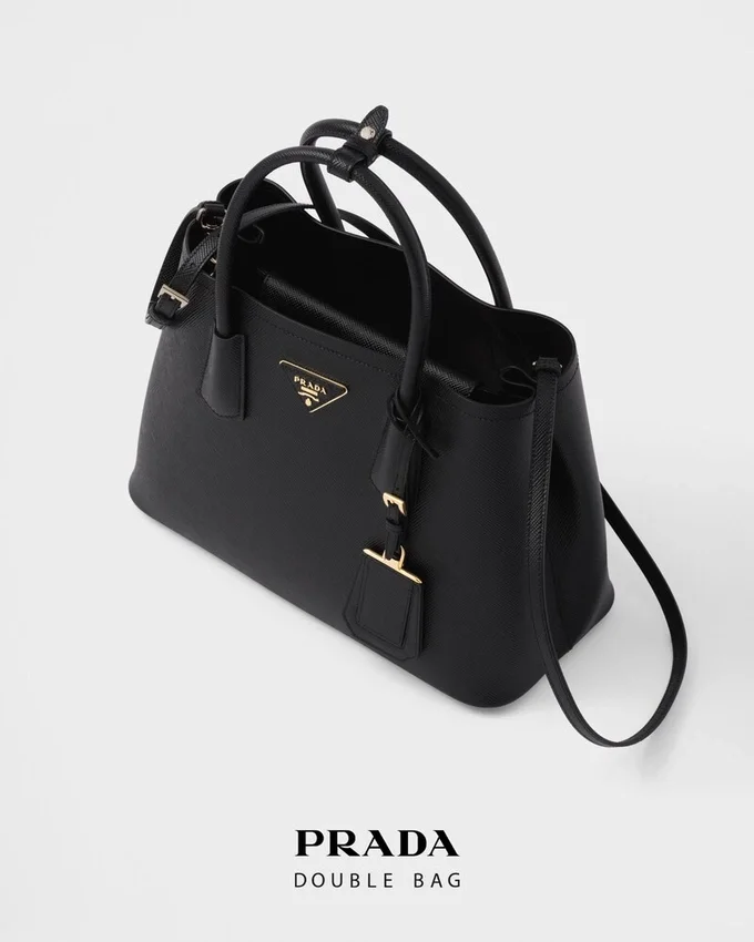 Τσάντα Prada Double Medium από δέρμα Saffiano Τσάντα Prada Double Medium από δέρμα Saffiano
