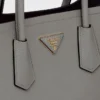 Τσάντα Prada Double Medium από δέρμα Saffiano Τσάντα Prada Double Medium από δέρμα Saffiano