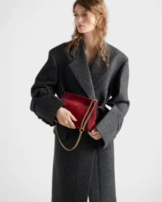 Τσάντα Prada EnchaîNa Mini από σουέτ