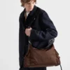 Τσάντα Prada Explore από Re-Nylon και δέρμα Τσάντα Prada Explore από Re-Nylon και δέρμα