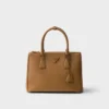 Τσάντα Prada Galleria Medium από δέρμα Saffiano Τσάντα Prada Galleria Medium από δέρμα Saffiano