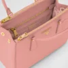 Τσάντα Prada Galleria Medium από δέρμα Saffiano Τσάντα Prada Galleria Medium από δέρμα Saffiano