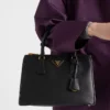 Τσάντα Prada Galleria Medium από δέρμα Saffiano Τσάντα Prada Galleria Medium από δέρμα Saffiano