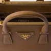 Τσάντα Prada Galleria Mini από δέρμα Saffiano Τσάντα Prada Galleria Mini από δέρμα Saffiano