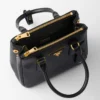 Τσάντα Prada Galleria Mini από δέρμα Saffiano Τσάντα Prada Galleria Mini από δέρμα Saffiano