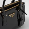 Τσάντα Prada Galleria Mini από λουστρίνι Τσάντα Prada Galleria Mini από λουστρίνι