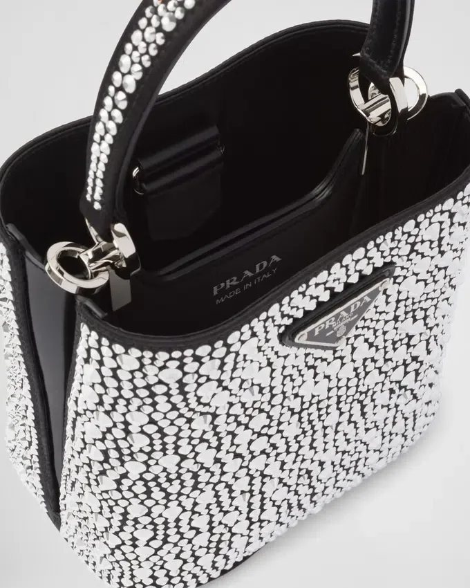 Τσάντα Prada Panier από σατέν με κρύσταλλα Τσάντα Prada Panier από σατέν με κρύσταλλα