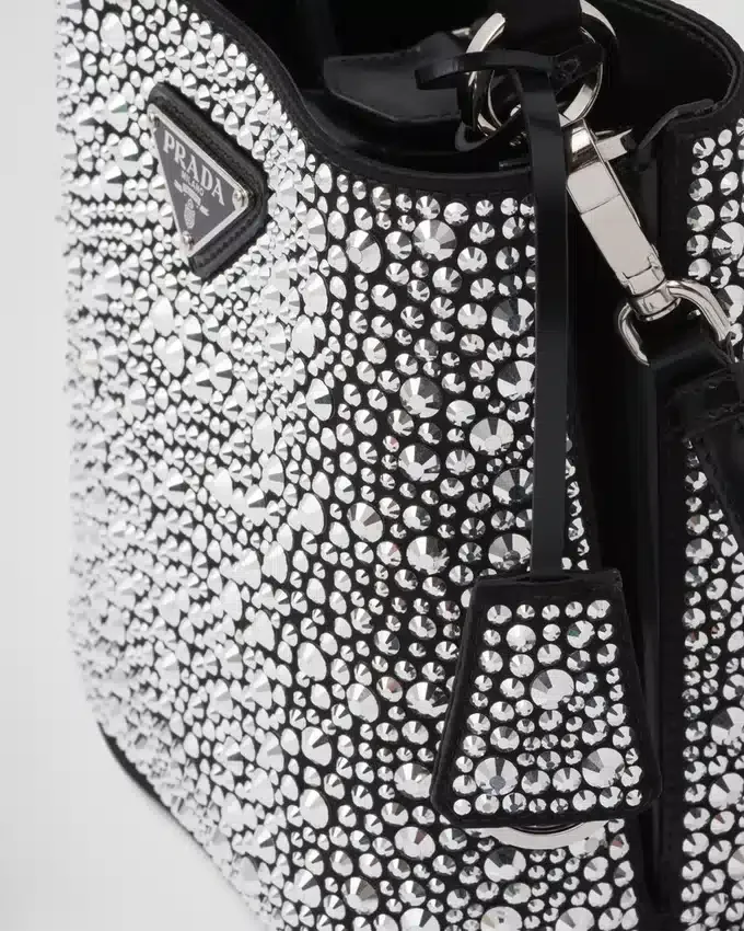 Τσάντα Prada Panier από σατέν με κρύσταλλα Τσάντα Prada Panier από σατέν με κρύσταλλα