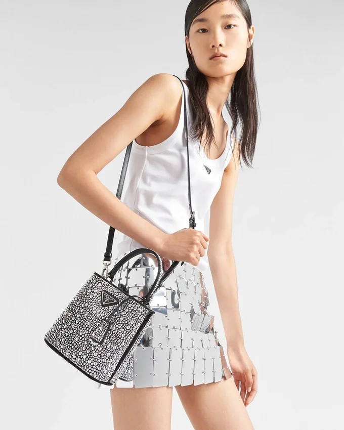 Τσάντα Prada Panier από σατέν με κρύσταλλα Τσάντα Prada Panier από σατέν με κρύσταλλα