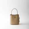 Τσάντα Prada Panier Mini από δέρμα Saffiano Τσάντα Prada Panier Mini από δέρμα Saffiano