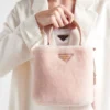 Τσάντα Prada Panier Mini Shearling Τσάντα Prada Panier Mini Shearling