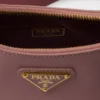 Τσάντα Prada Re-Edition 2005 από δέρμα Saffiano Τσάντα Prada Re-Edition 2005 από δέρμα Saffiano