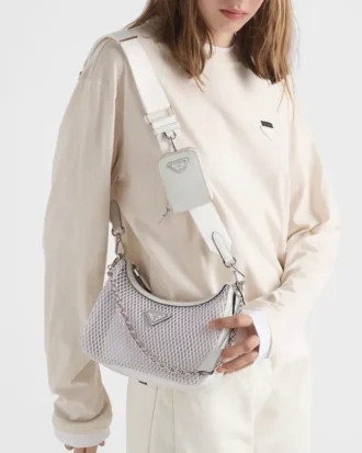Τσάντα Prada Re-Edition 2005 από πλέγμα και βουρτσισμένο δέρμα