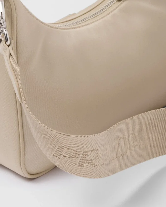 Τσάντα Prada Re-Edition 2005 Re-Nylon Τσάντα Prada Re-Edition 2005 Re-Nylon