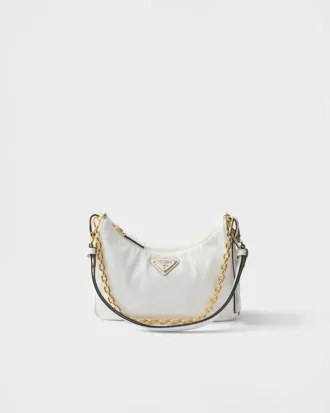 Τσάντα Prada Re-Edition Mini Naplak από λουστρίνι Τσάντα Prada Re-Edition Mini Naplak από λουστρίνι