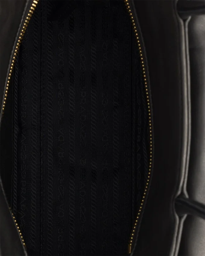 Τσάντα Tote Prada Explore Medium από δέρμα Nappa Τσάντα Tote Prada Explore Medium από δέρμα Nappa